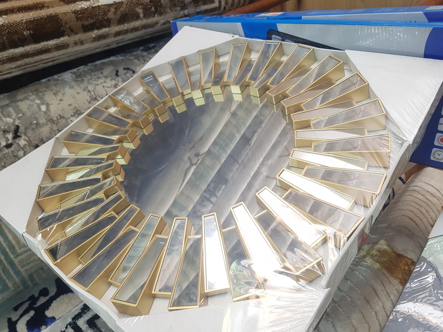 Beautiful Wall Mirrors ( medium size )